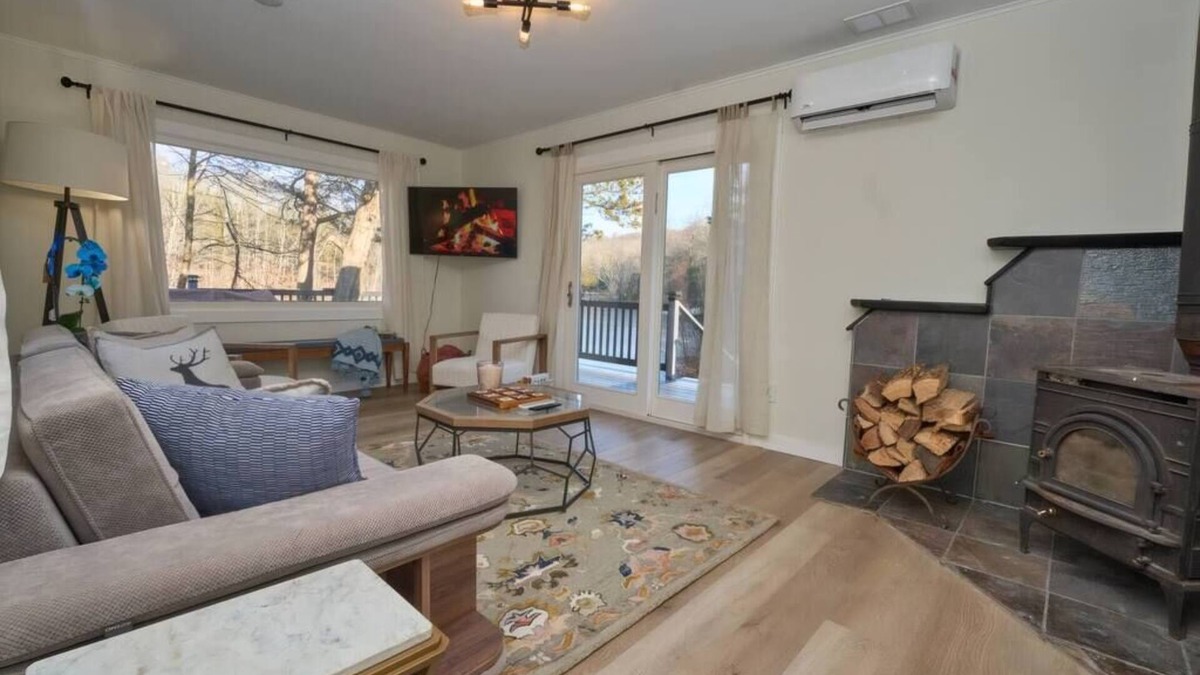 Johnsonburg House | Private Cozy 2BR Lakefront, 200-Acre Estate