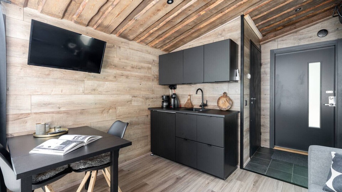 Kuusa Cabin | Private & Cozy Suite with terrace and lake views