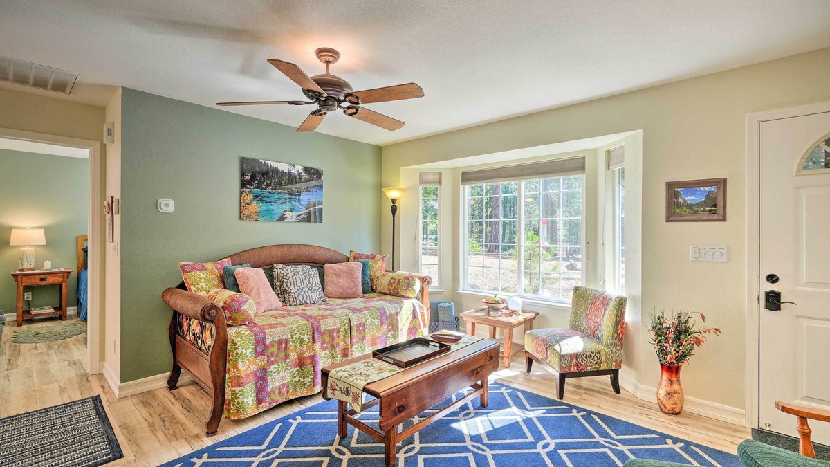 Placerville Apartment | Private Deck: Pollock Pines Apt on 5 Acres