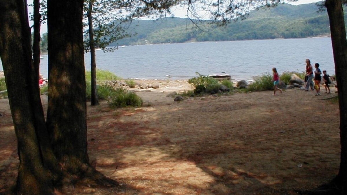 Edinburg House | Private Dock in Protected Cove