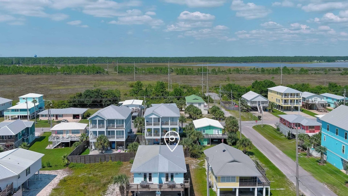 Gulf Shores House | PRIVATE DUPLEX IN THE HEART OF GULF SHORES!