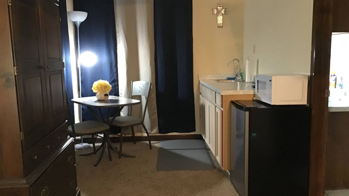 Abilene Apartment | Private Entrance Fully Furnished Large Bath & BR with Kitchenette