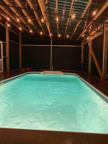 Dandridge House | Private Farmhouse with Hot Tub