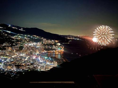 Atami Villa | Private Fireworks View & Hot spring Villa Atami
