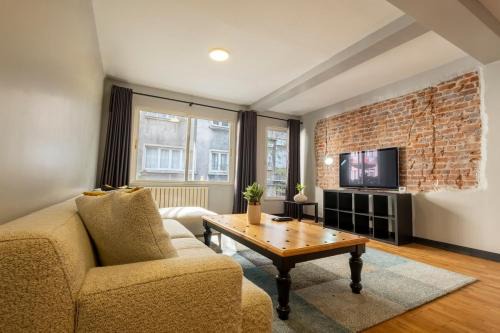 Taksim Villa | Private Fourlex House with Central Location