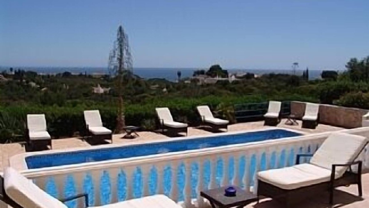 Areias Dos Moinhos Villa | Private Gated Villa With Private Pool And Fantastic Sea Views