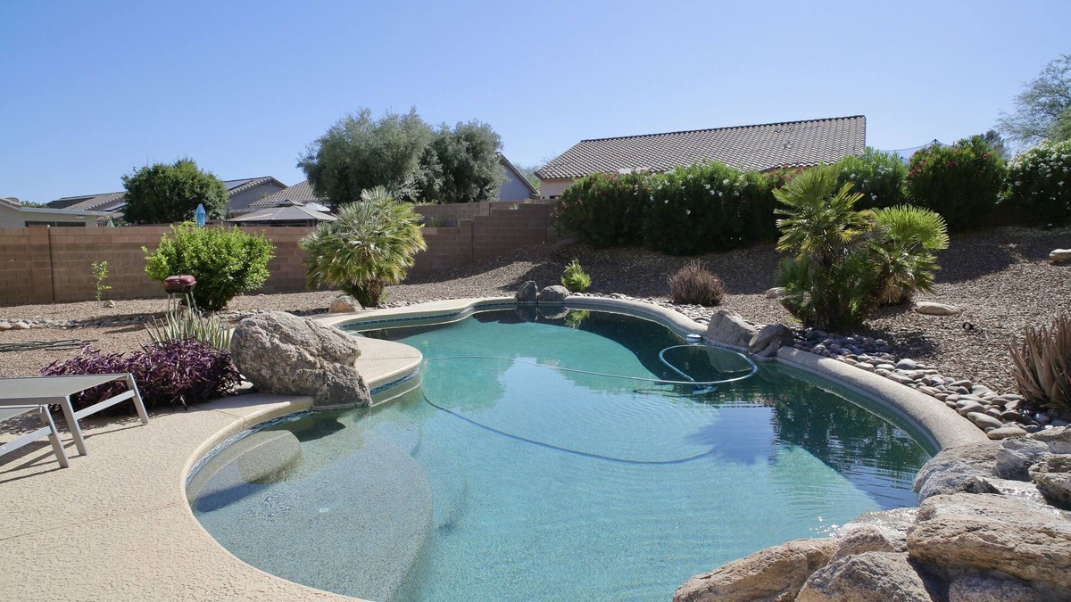 The Bluffs House | Private Getaway in The Bluffs