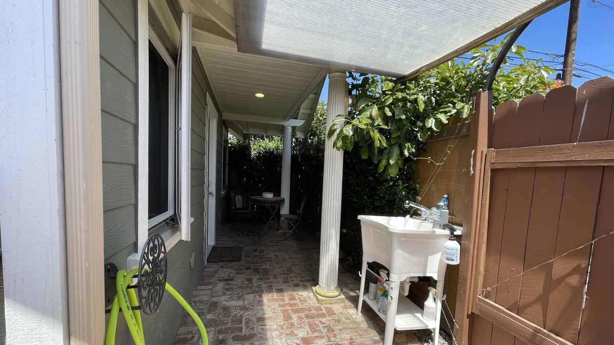 Oxnard Apartment | Private Guest House for one/two -by The Collection
