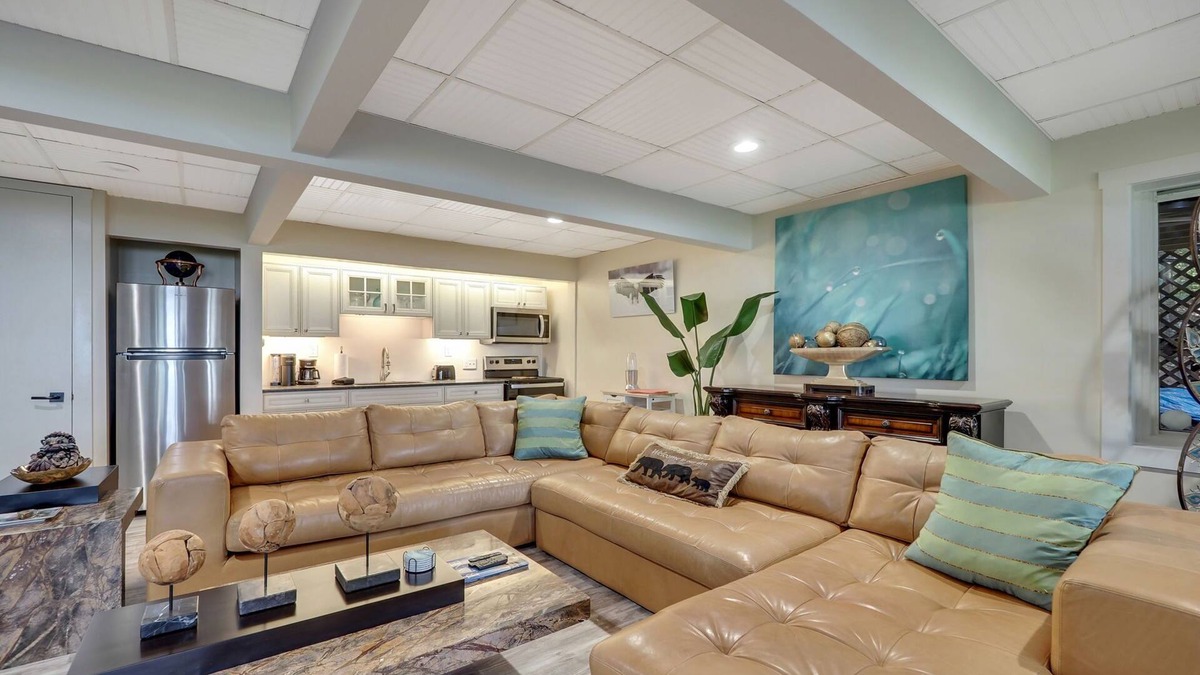 Charlevoix Apartment | Private Guest Suite | Lake Michigan | Beachfront | Remodeled | Pet Friendly