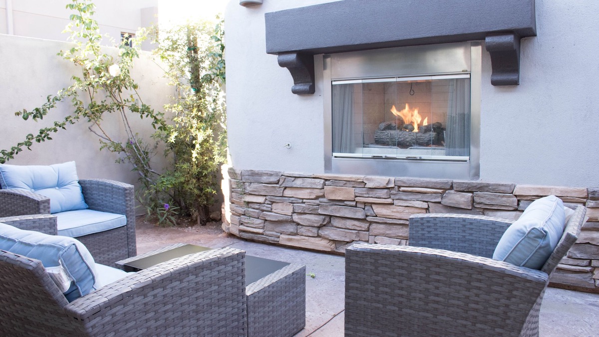 Summerlin House | Private guesthouse in upscale community, courtyard retreat w/fireplace