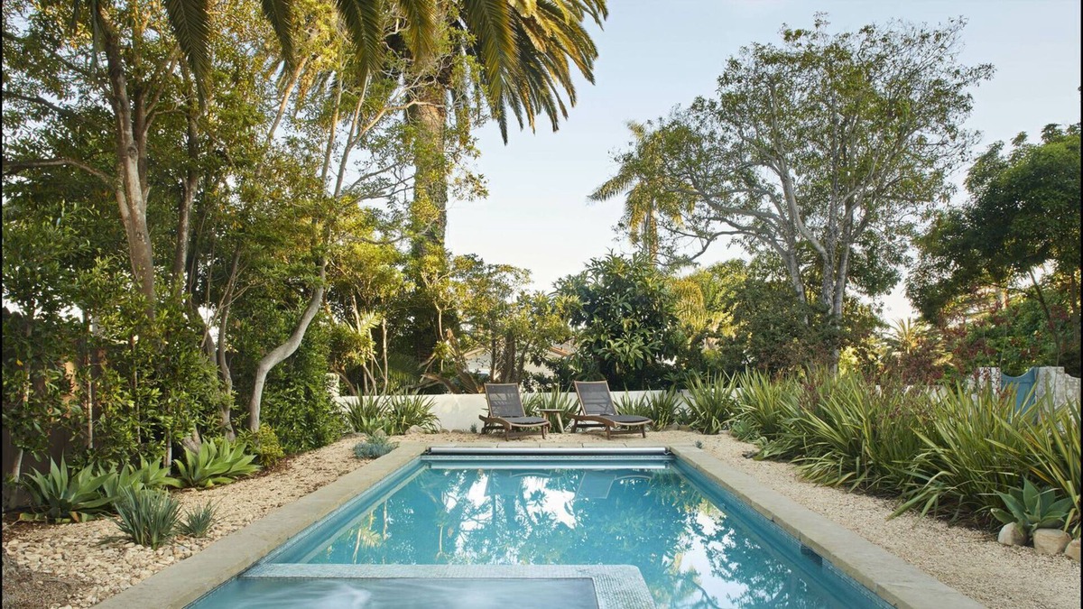 East Mesa House | Private Heated Pool & Spa in Historical Adobe - only a two minute walk to the beach!