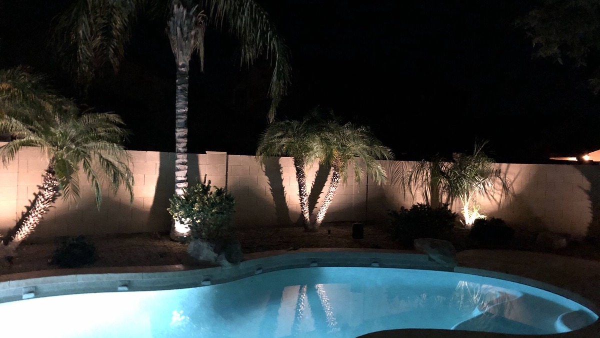 El Mirage House | Private heated Pool and Spa! 4 bdrm, 2 bath beautiful and spacious house!