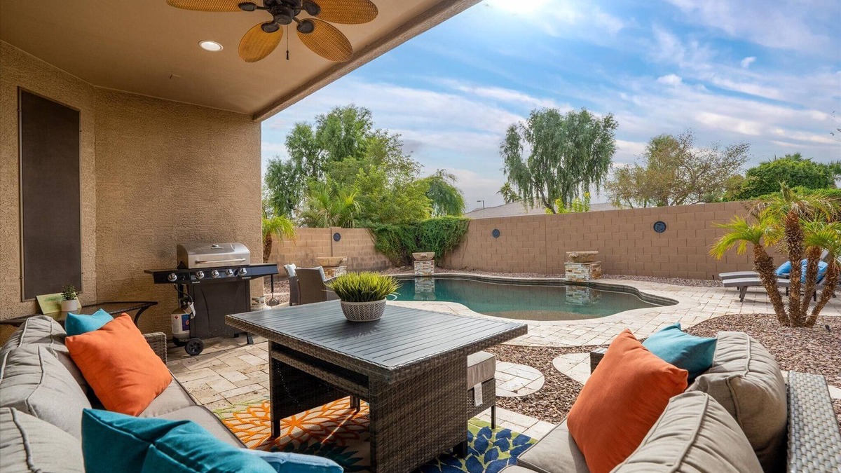 Litchfield Park House | Private Heated Pool 4-BR Home w/BBQ & Yard