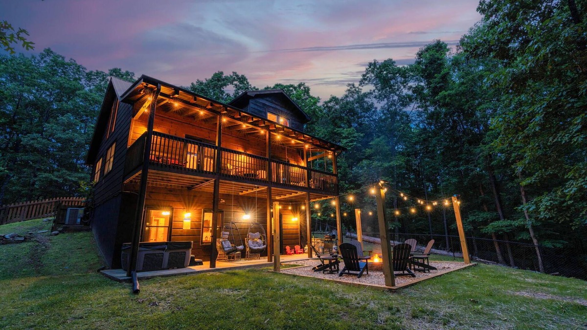 Morganton Cabin | Private Hiking Trail, Full Game Rm, Great Location
