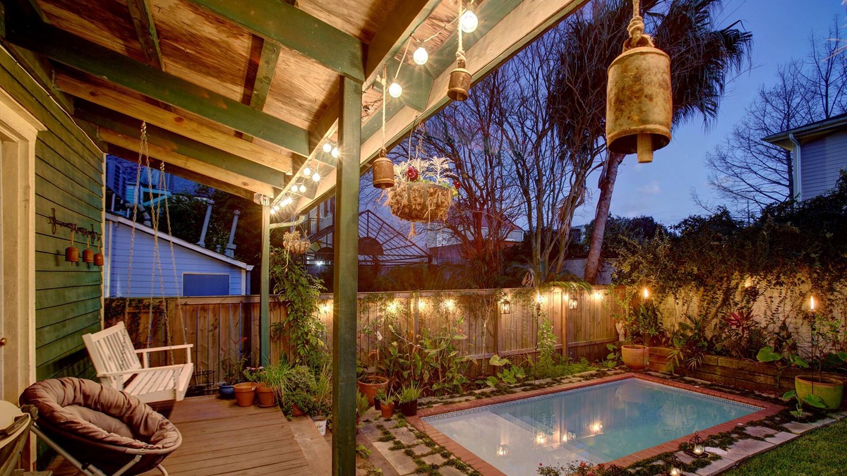 Faubourg Marigny Cottage | Private, historic cottage just steps to Frenchmen St & the French Quarter