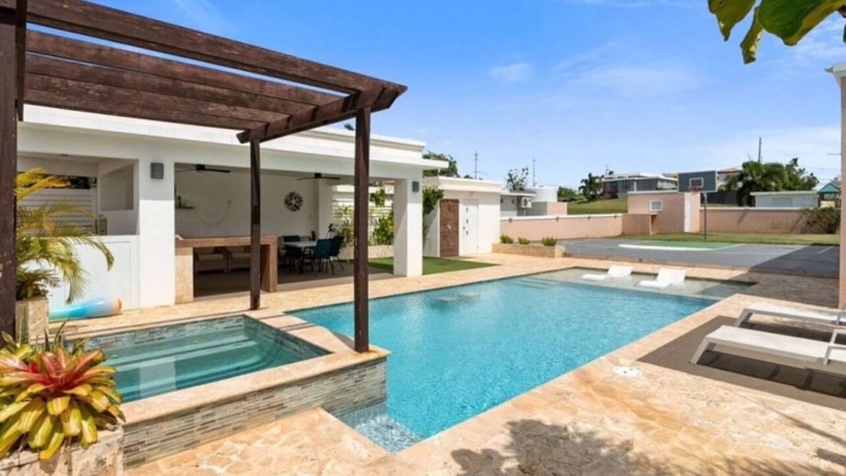 Isabela House | Private home in Isabela, PR with Basketball court, big pool with heated jacuzzi