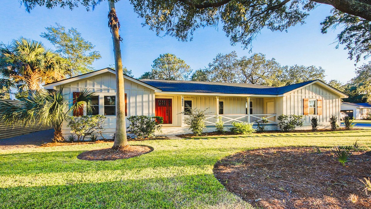 Isle of Palms House | Private home near marina with fenced yard, covered deck, firepit & grill