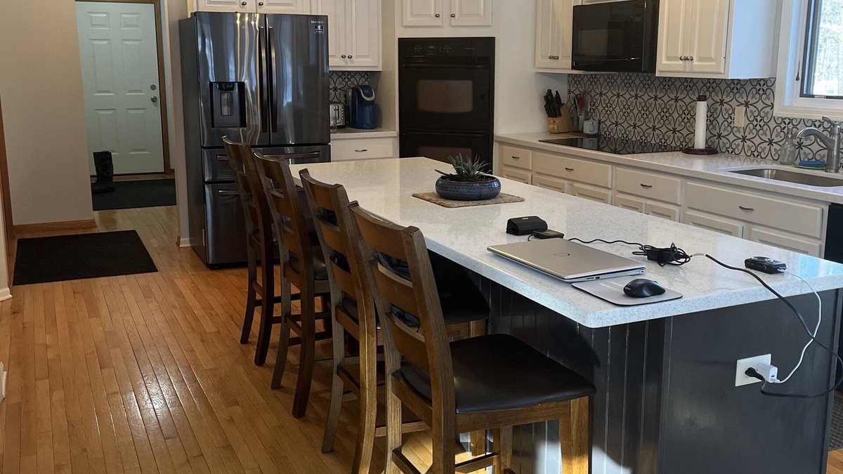 Brainerd House | Private home on 3+ acres with lake access to lower South Long lake!