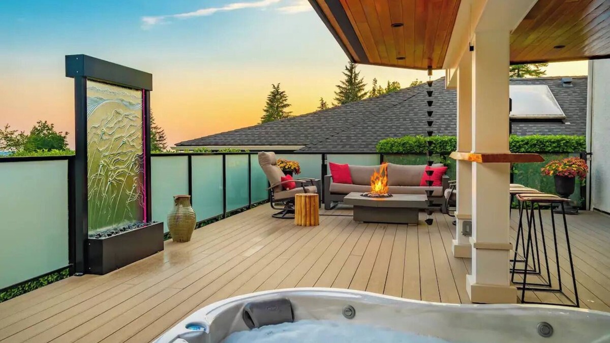 Upper Lonsdale Apartment | Private hot tub, stunning deck, gorgeous view!n