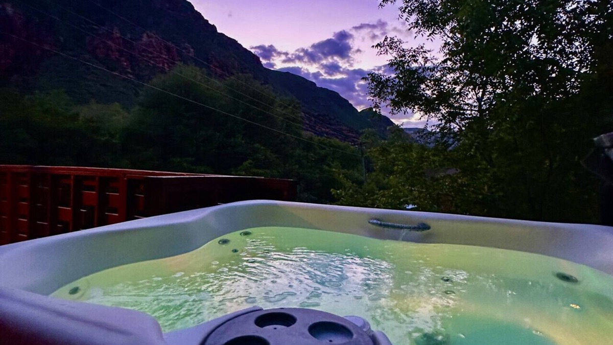 Sedona House | Private Hot Tub + Fire Pit | Canyon View Escape