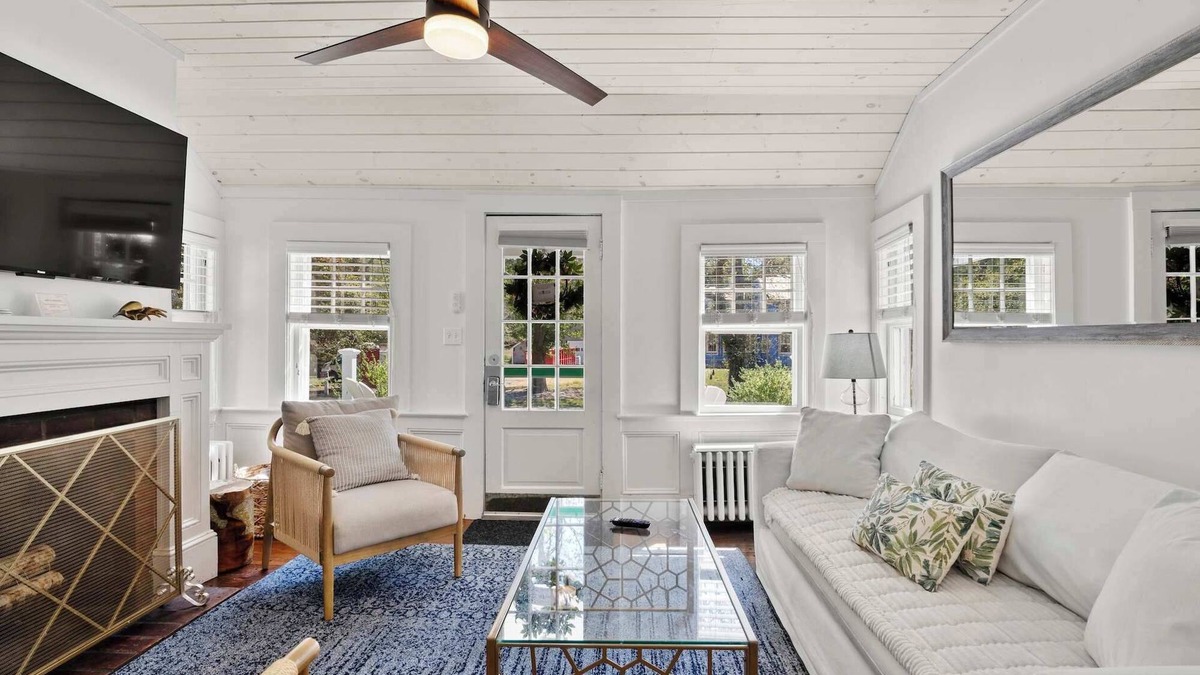 Yarmouth Port House | Private Hot Tub, Near Dennis Pond