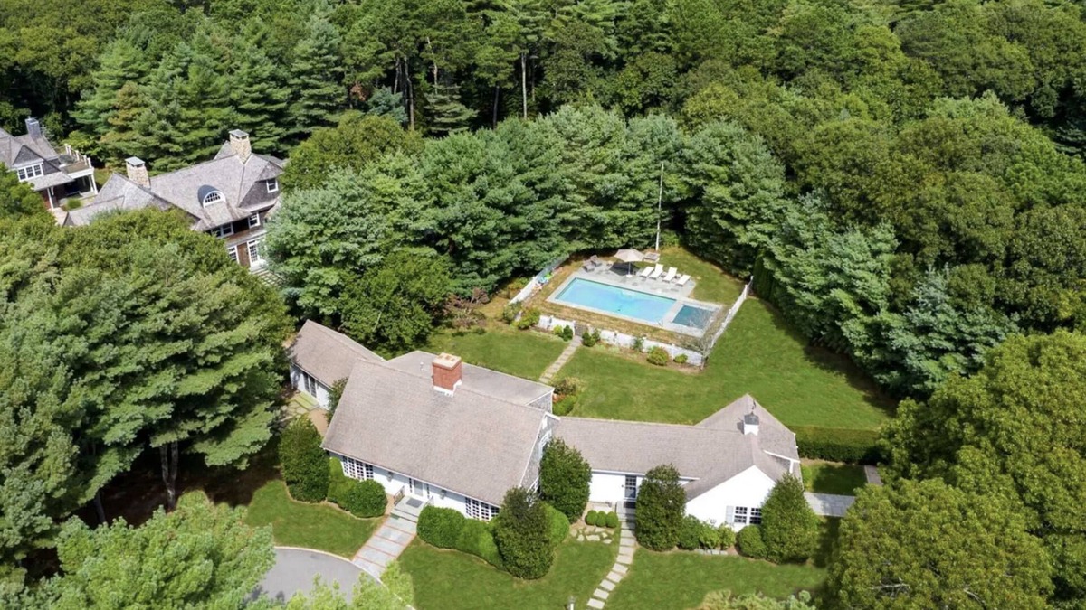 Wianno House | Private, Immaculate Home in Resort-Like Setting with Pool