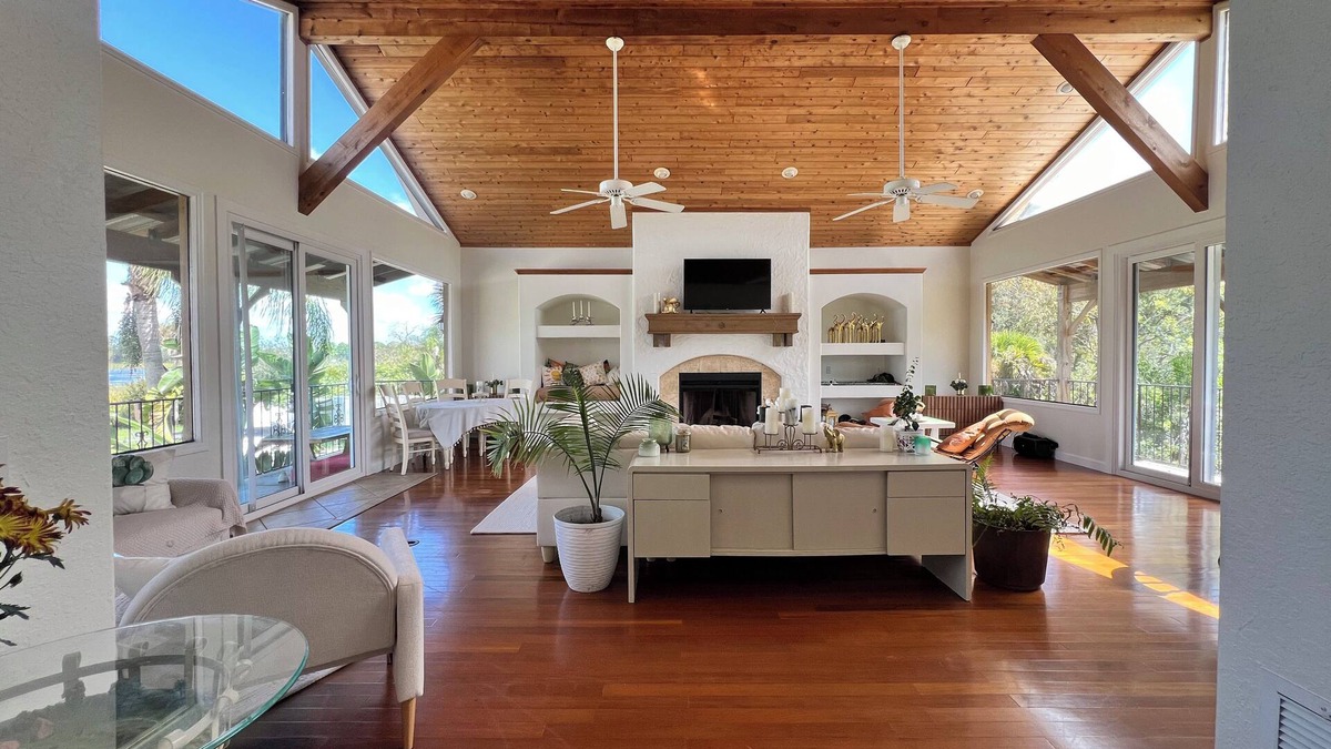 Deltona Lakes House | Private island in Deltona: 40 min to Universal,40 min to Atlantic ocean