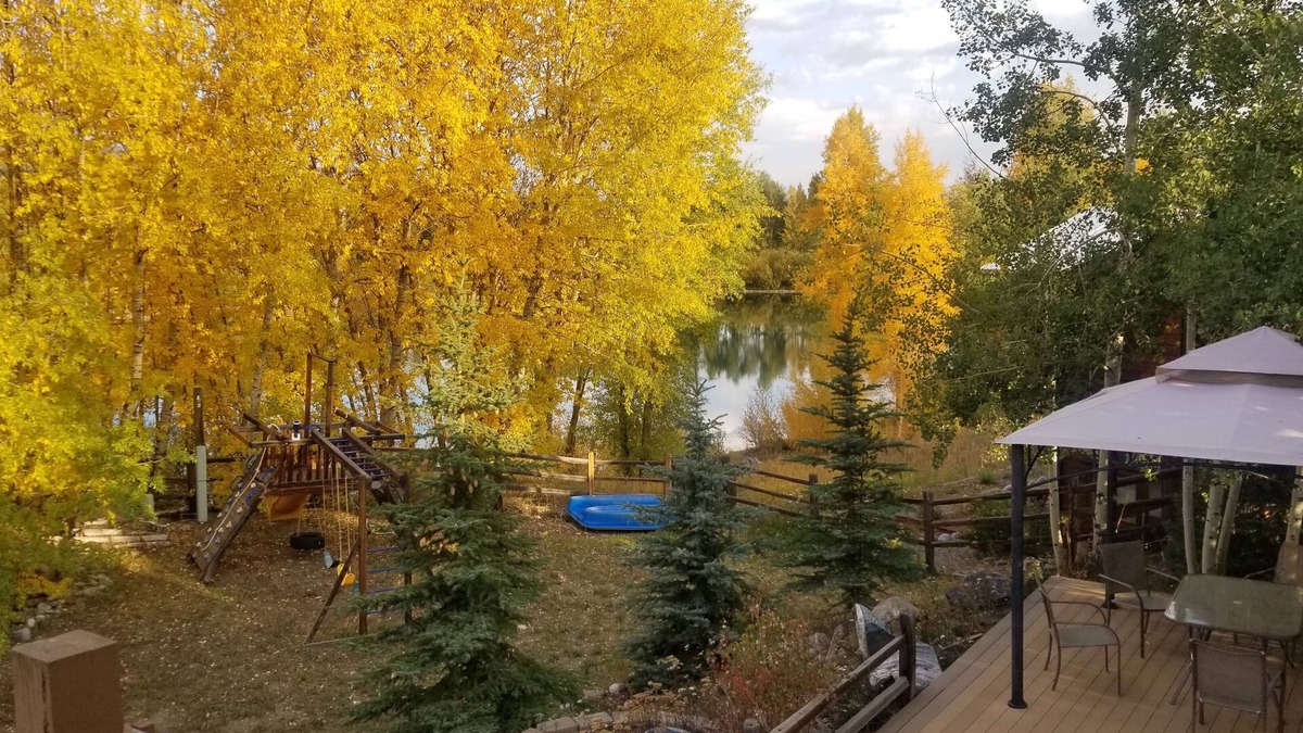 Willow Grove House | Private lake front home, Open layout, Remodeled kitchen, Excellent views 334