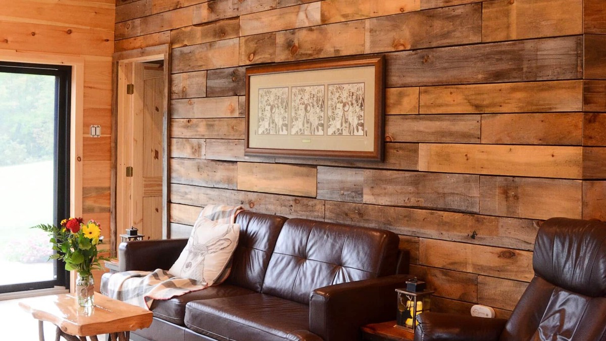 Hastings Cabin | Private Lakefront. Completely Off-Grid Cabin for Couples to Unwind