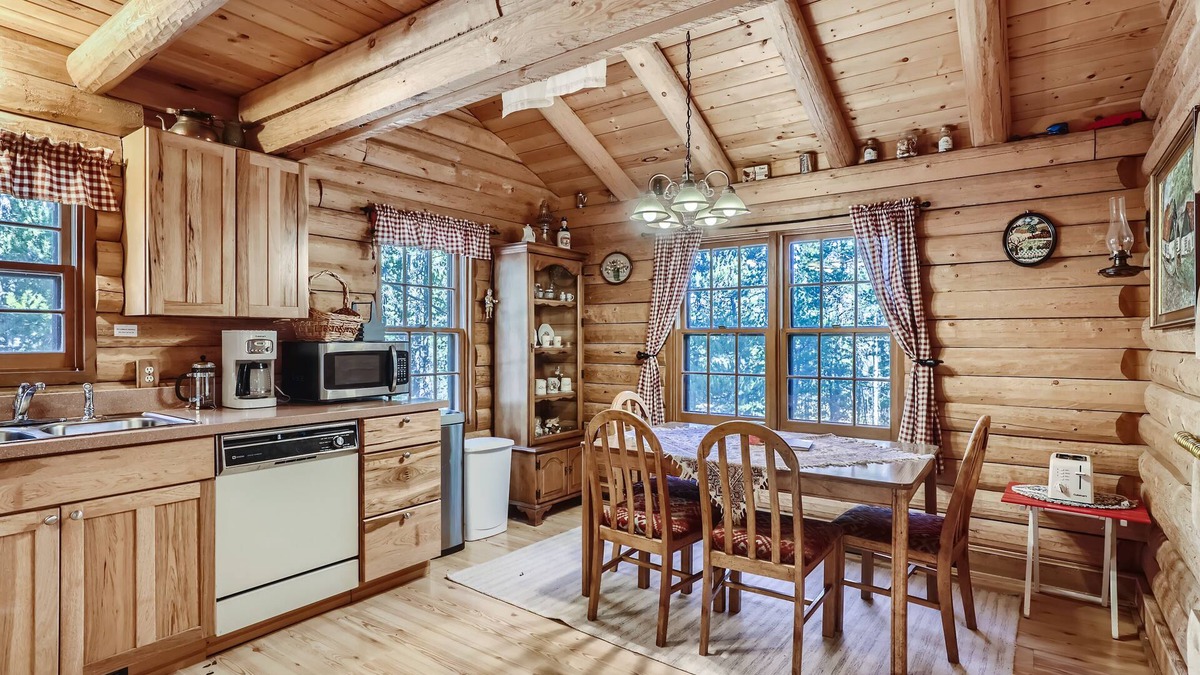 Black Hawk Cabin | Private Log Cabin with wood stove in Black Hawk