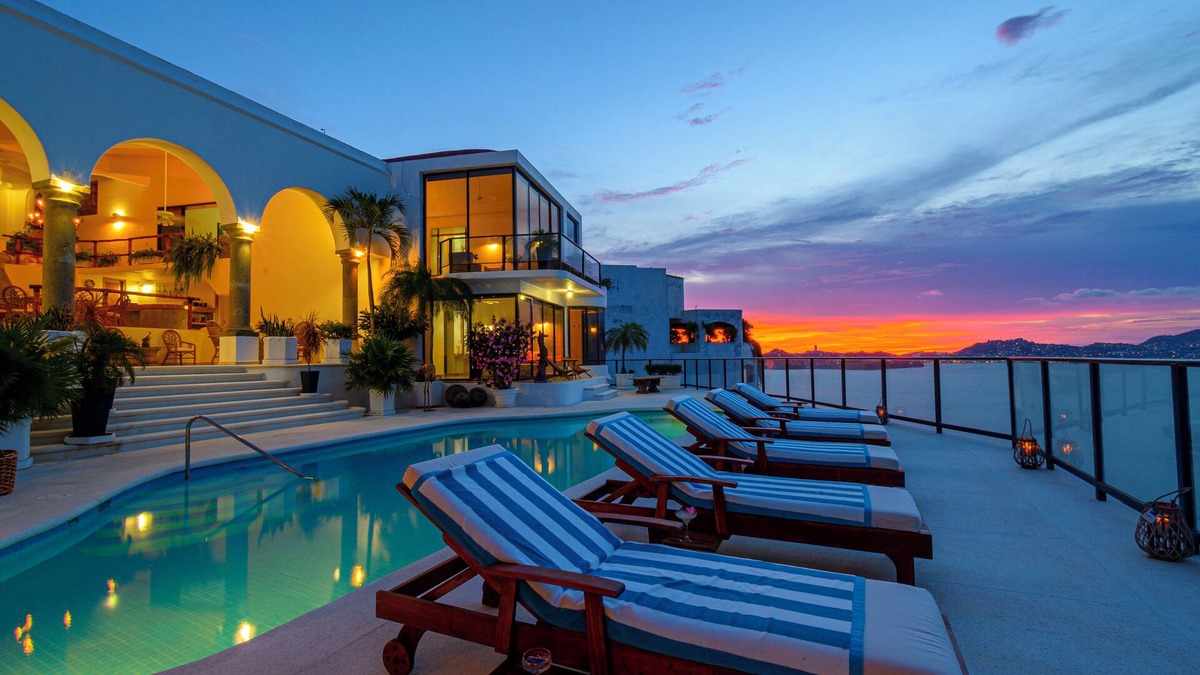 Unta Bruja Villa | Private Luxury Villa in Las Brisas Acapulco, Secure Area, Amazing Bay Views