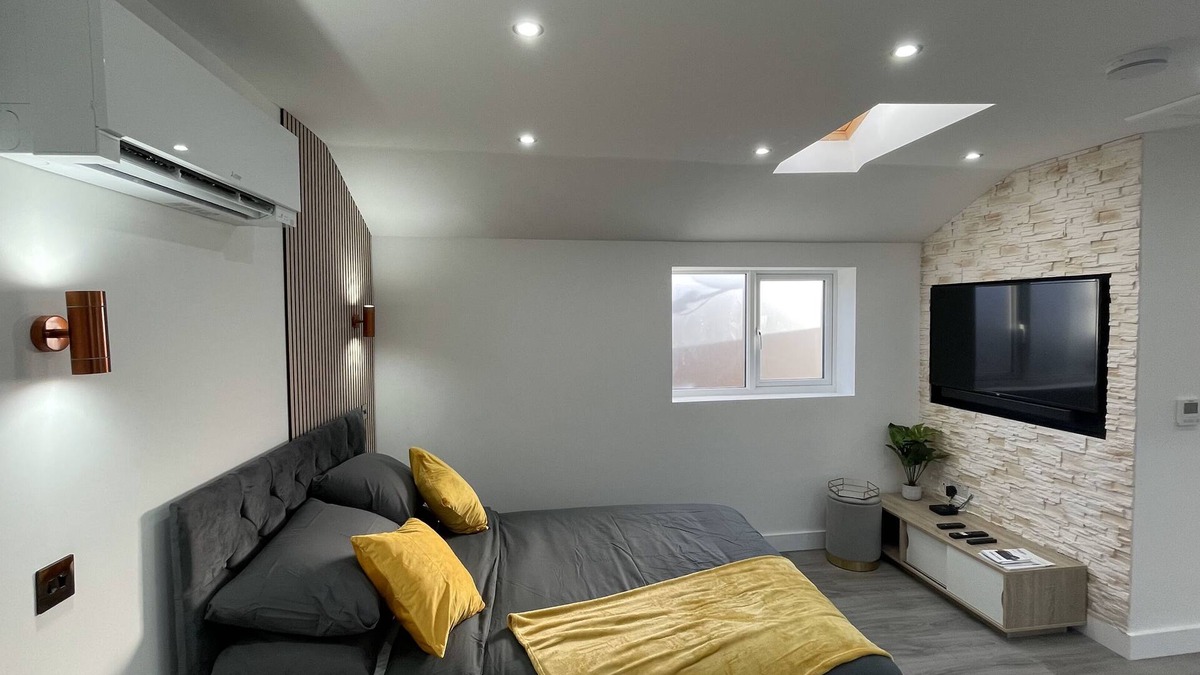 Hamworthy House | Private Luxury By The Sea