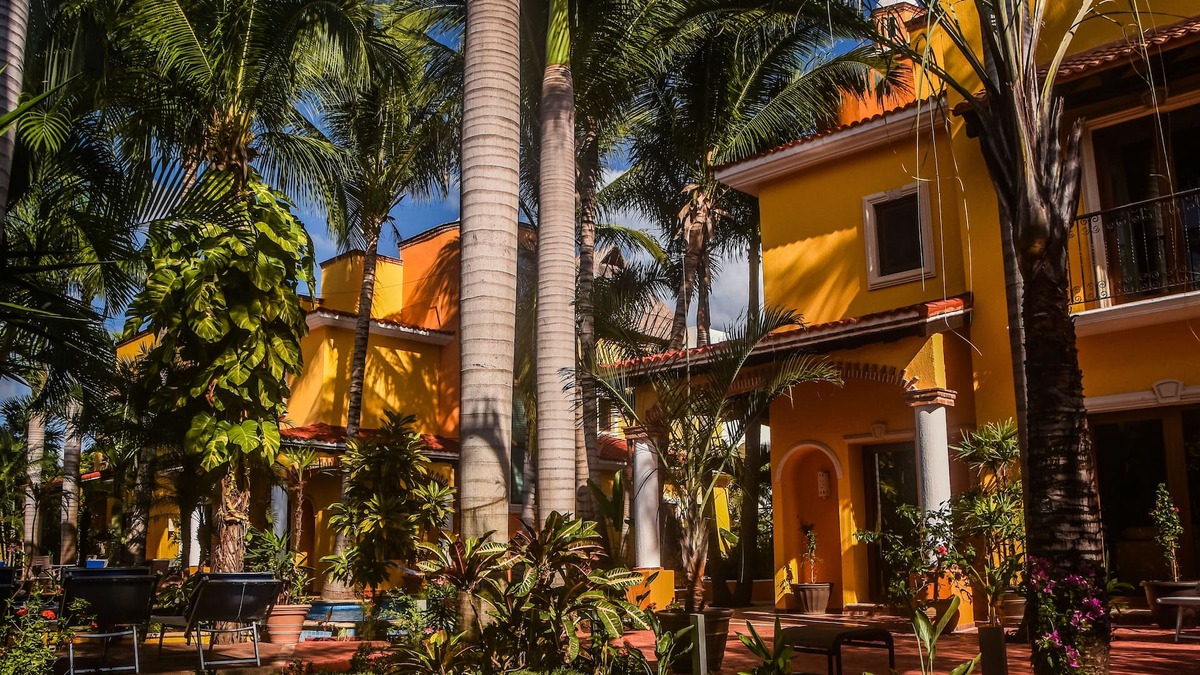 Villa Juarez Villa | Private Luxury Villa 15,000 sq ft,kid friendly, Maid, pvt.Chef,24 h security