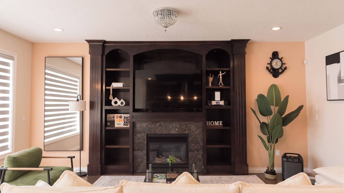 Sage Hill House | Private luxury suite,8 pax in NW, Calgary, next Olympic Park and Rocky Mountain