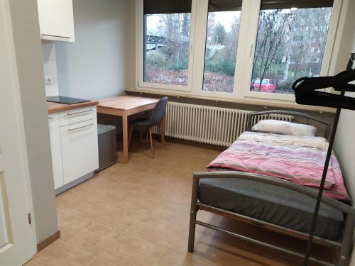 Botnang-Ost Apartment | Private Microapartment - Free Parking - WLAN