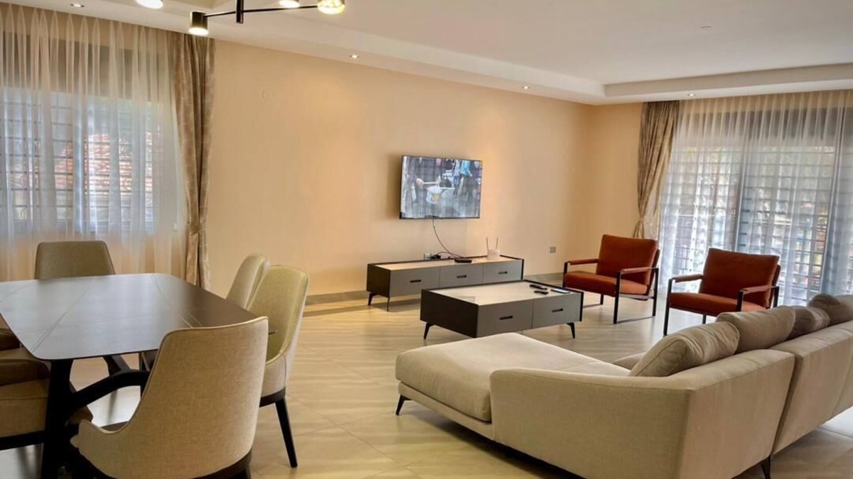 Central Kampala Apartment | PRIVATE Minimalist Design Apartment in the Kololo-Uganda! n