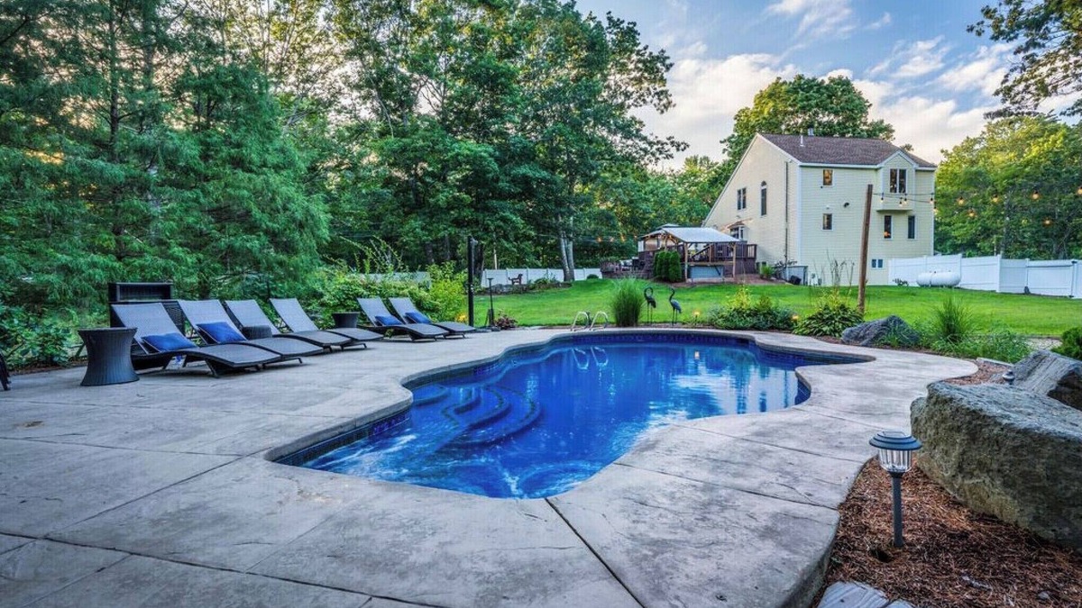 Ogunquit - Wells House | Private oasis by Ogunquit beach!