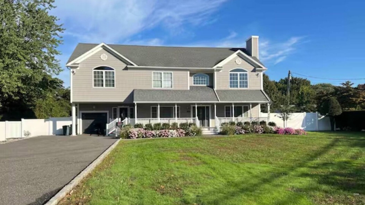 East Patchogue House | Private Oasis Near The Hamptons