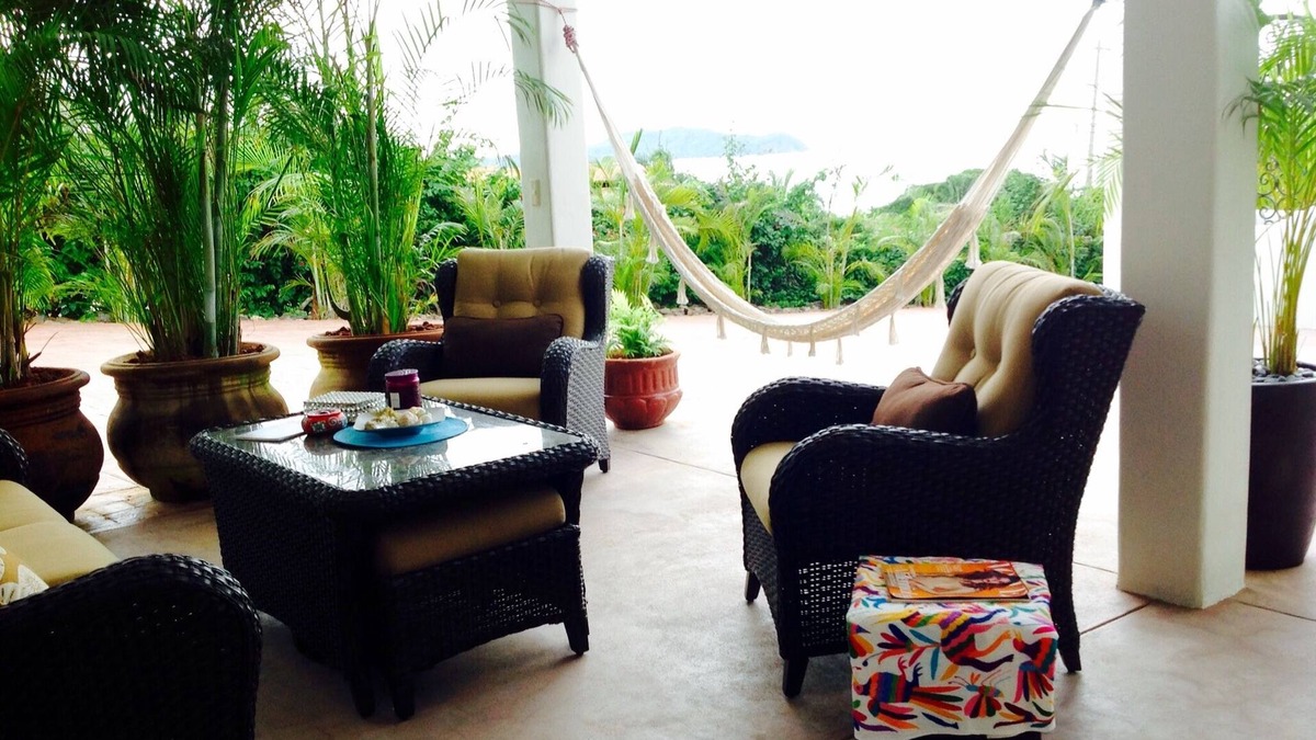 Litibu House | Private Ocean View Casita on Litibu Beach