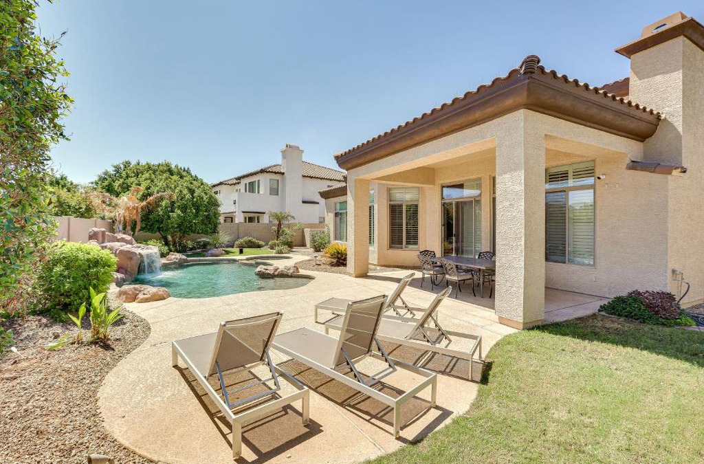Litchfield Park House | Private Pool and Patio at Home Near Goodyear