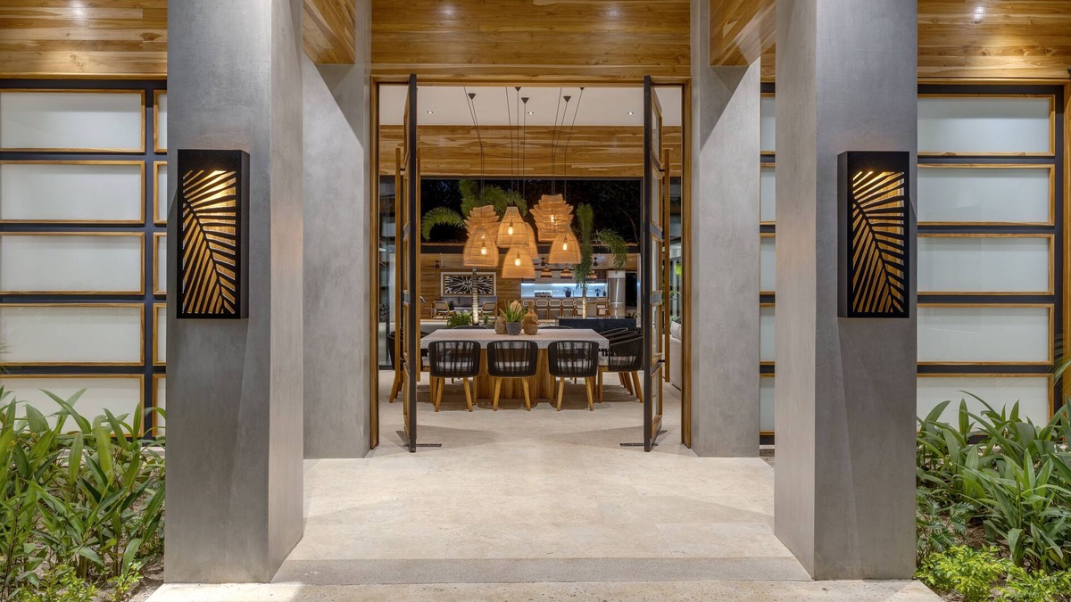 Tamarindo House | Private Pool, Beach club access, Modern luxury home