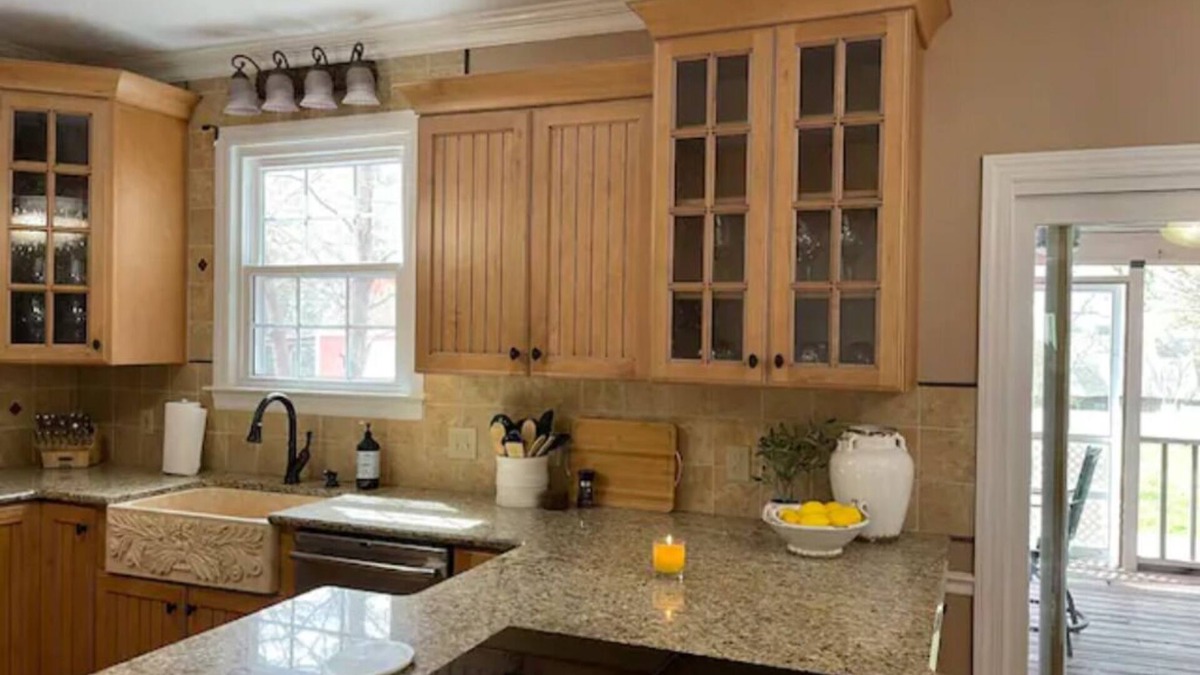 Gallatin House | Private pool & Hot Tub home minutes from lake & Broadway