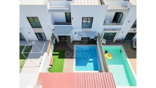 Palhais Villa | Private Pool Luxury Barreiro VIlla