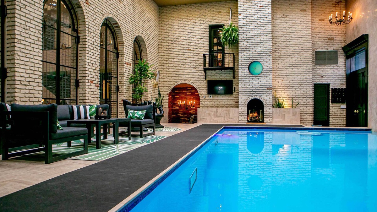 Denver House | Private Poolside Paradise: Attached Home by Denver
