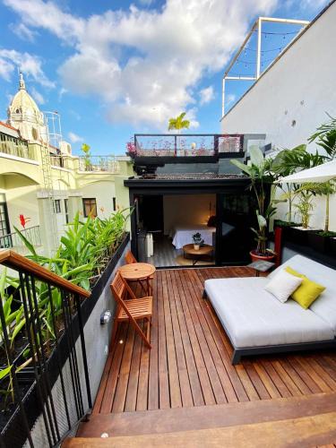 Casco Viejo Apartment | Private Rooftop recently refurbished D11