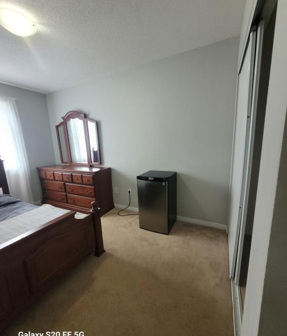Cardinal Creek House | Private Room 3
