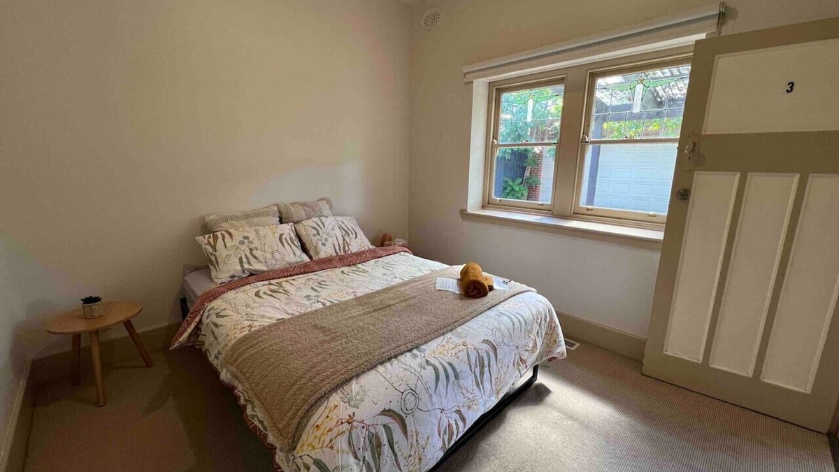 McKinnon Apartment | Private Room close to Monash &City - 5min to train