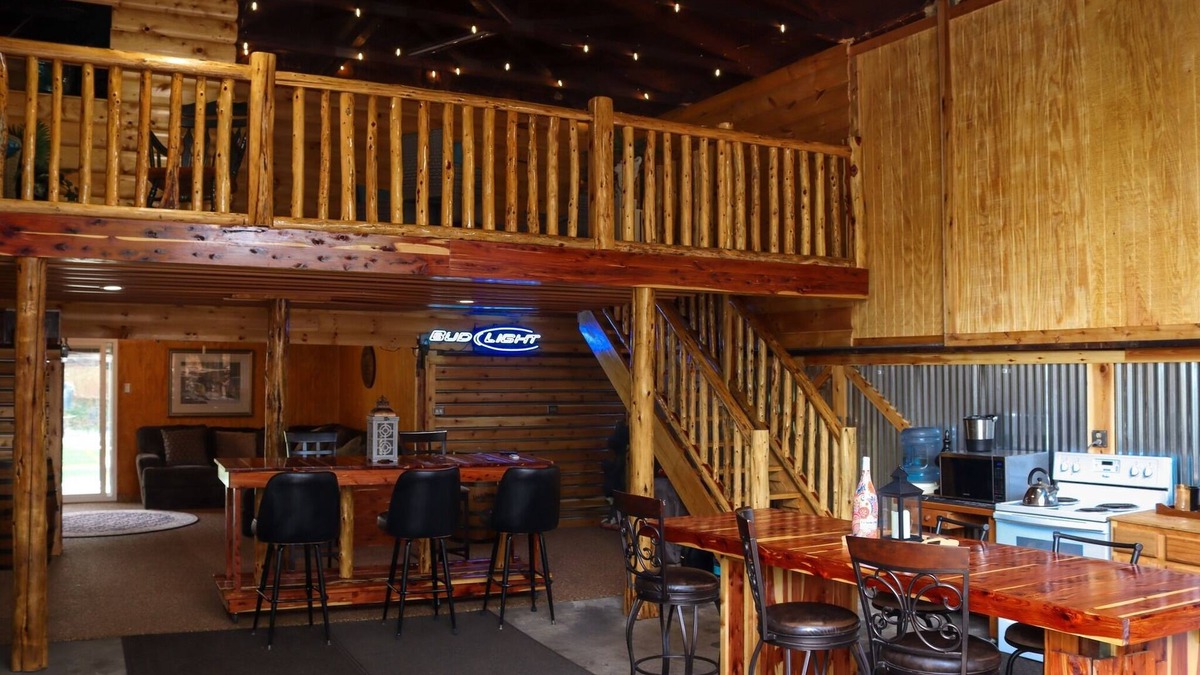 Stow Cabin | Private Rustic Venue with Cabins