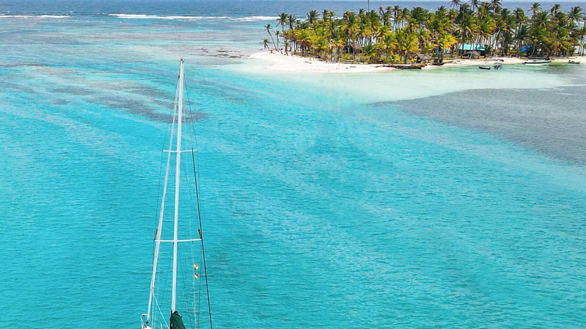 Carti Tupile Boat Rental | Private Sailboat in San Blas