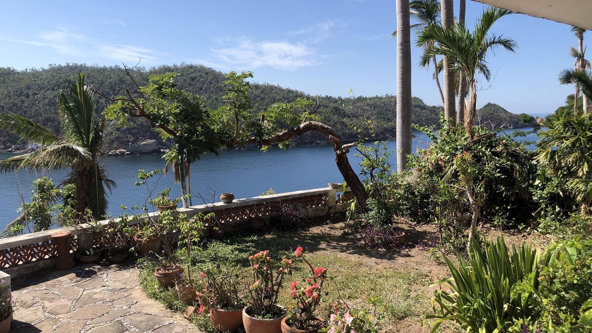 Las Playas Villa | Private Sea Access, Acapulco Gem, Cook included, Amazing Views, Pet Friendly